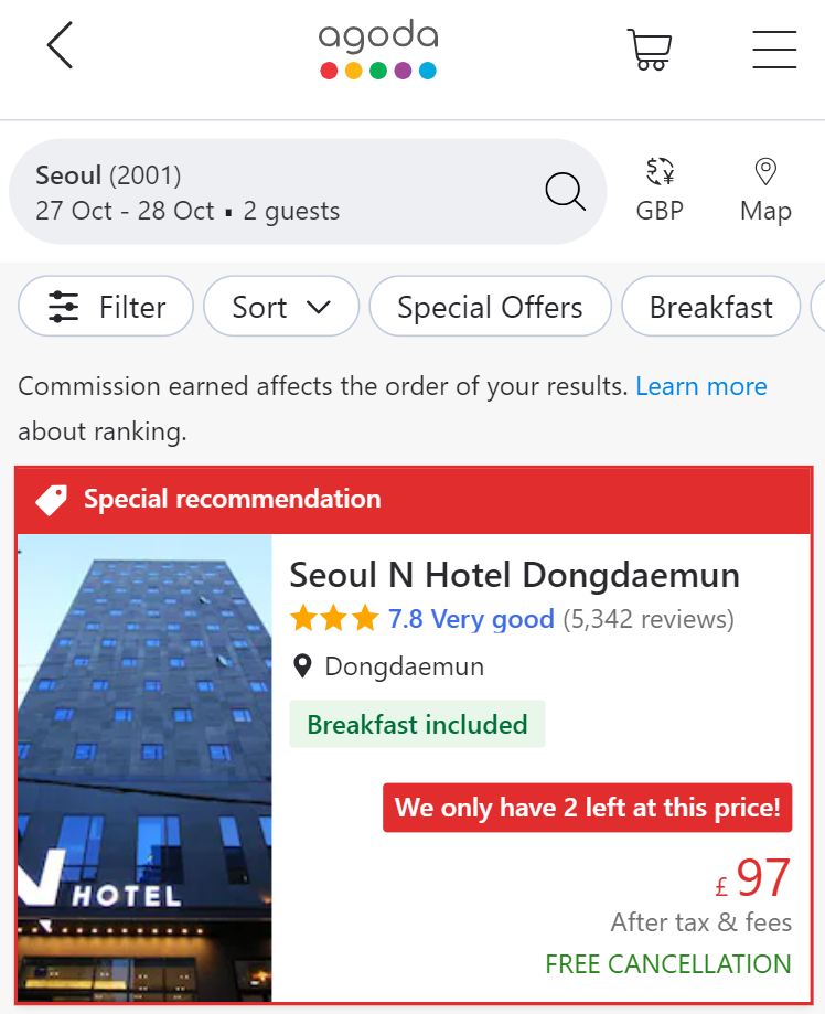 A screen shot of a hotel website.