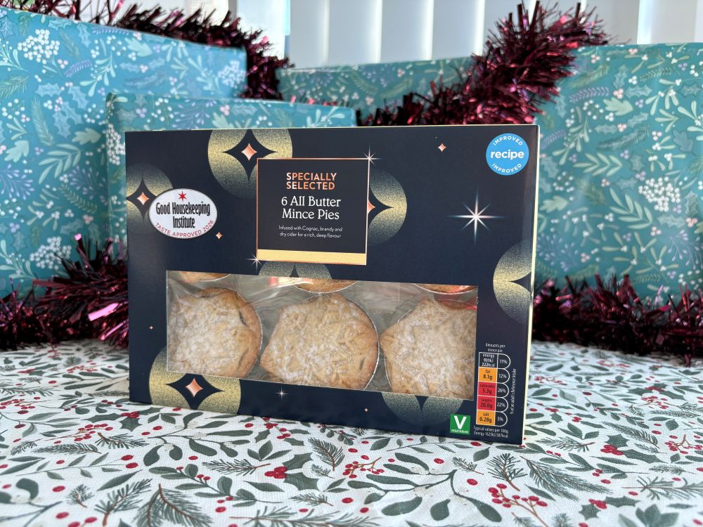 Specially Selected box of six all-butter mince pies with a Good Housekeeping Institute seal.